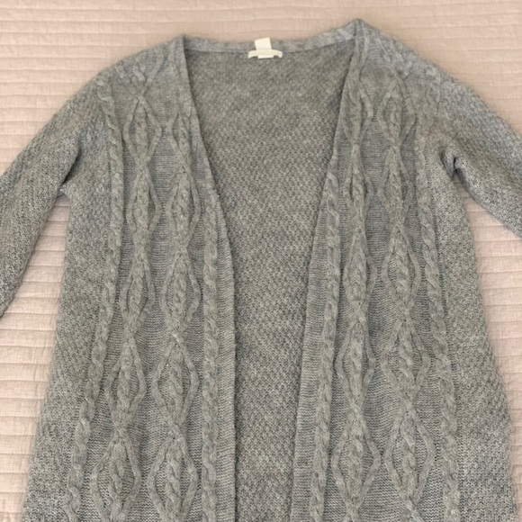 H&M Cardi - Picture 2 of 5